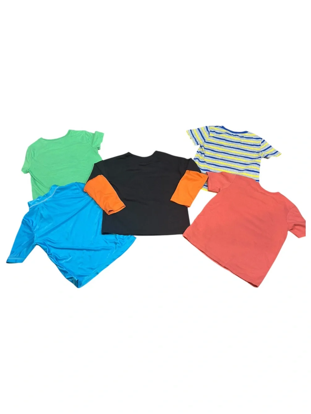 Toddler bundle of T-shirts Size 4/5